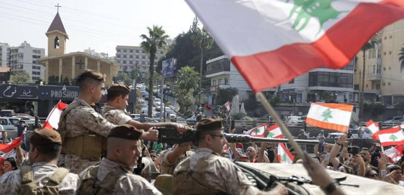 الجيش اللبناني: التحقيق مع عسكري لإطلاقه النار تجاه متظاهرين خلال أحداث بيروت