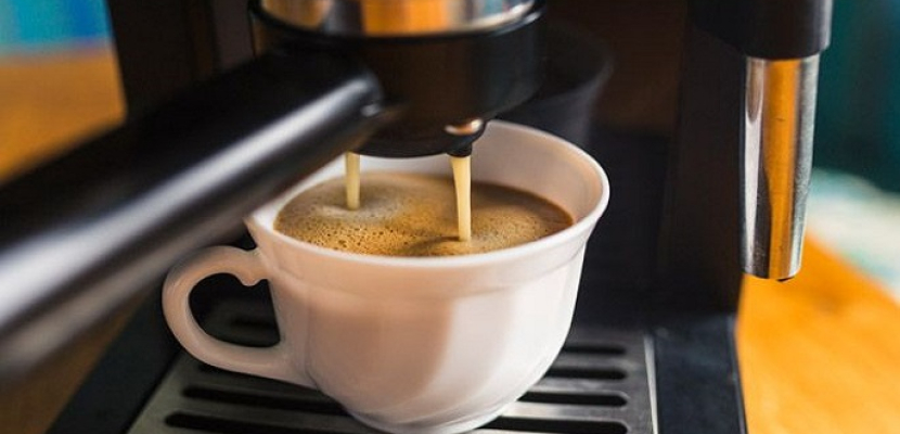 تحويل مسار طائرة أمريكية بسبب عطل في ماكينة صنع القهوة