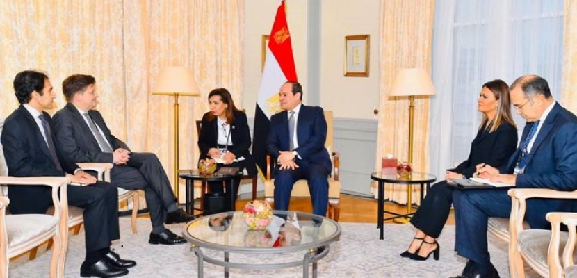 الرئيس السيسي يؤكد انفتاح مصر للتعاون مع شركة “مرسيدس بنز”