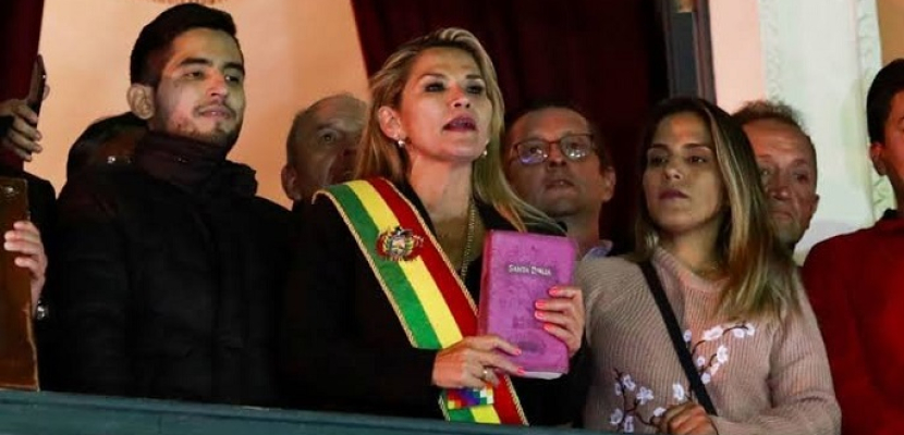 بوليفيا: الرئيسة الانتقالية تعلن انسحابها من السباق الانتخابي