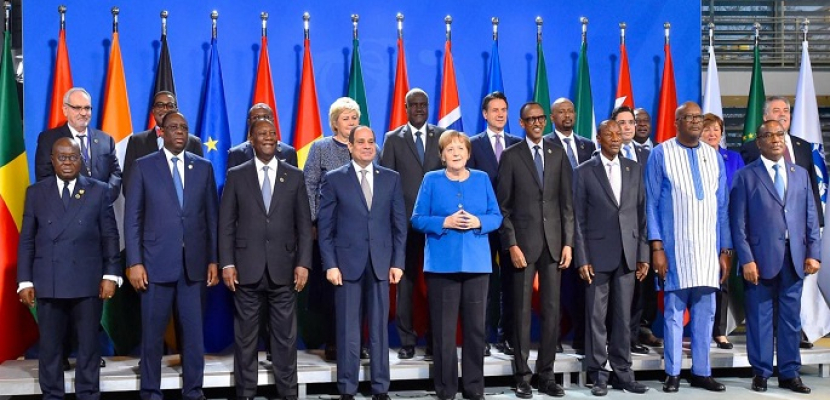 الرئيس السيسى يلتقط صورة تذكارية مع ميركل وقادة قمة مجموعة العشرين وإفريقيا