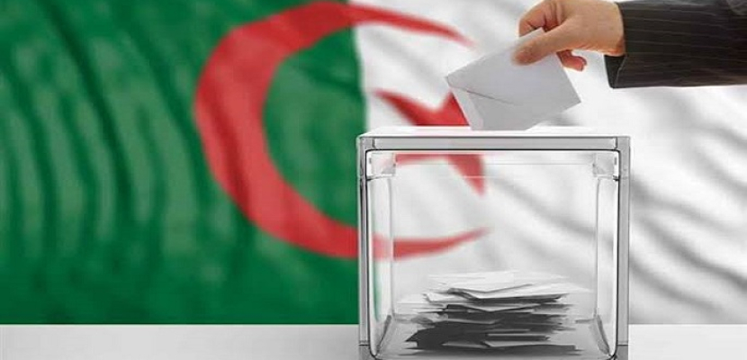 تمديد عملية التصويت في الانتخابات المحلية حتى الساعة ٨ مساء بالجزائر