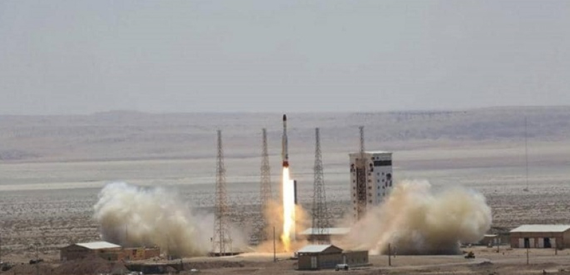 إيران تجهز موقعا لإطلاق قمر صناعي