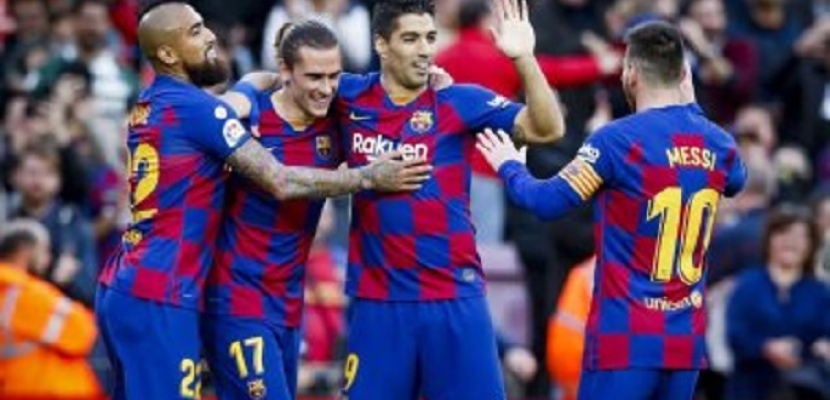 برشلونة يصطدم بأتلتيكو مدريد فى نصف نهائي السوبر الإسباني والريال يترقب