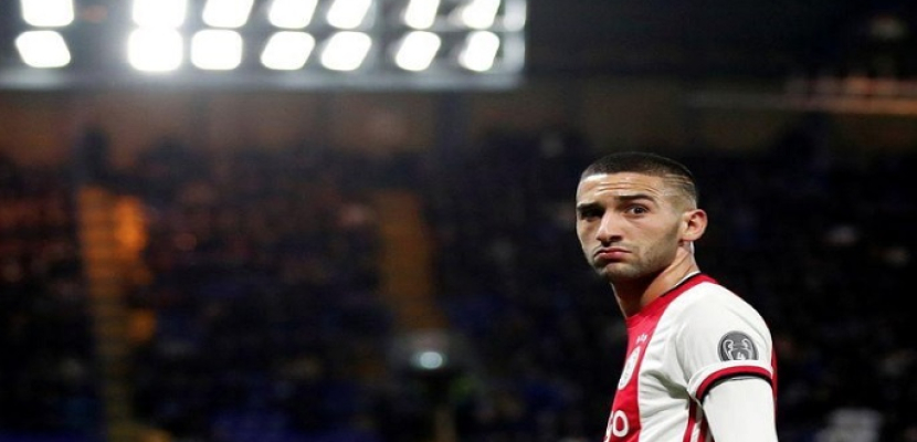 تشيلسي يتوصل لاتفاق لضم المغربي زياش لاعب أياكس أمستردام
