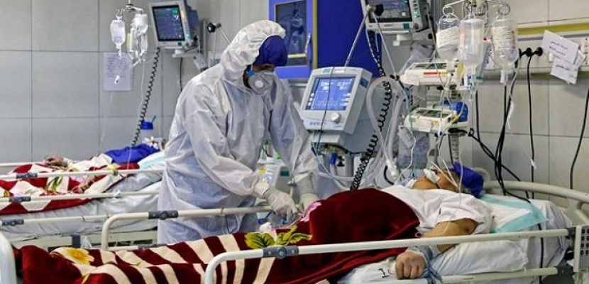 إيران تعلن إصابة 10 آلاف من العاملين في الصحة بفيروس كورونا