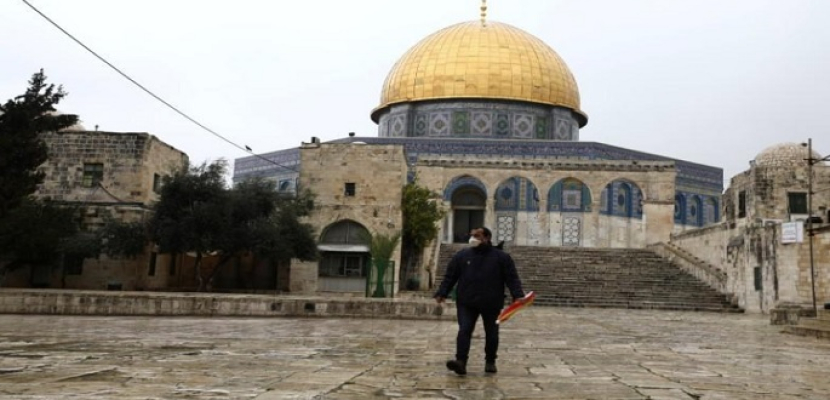 بلدية القدس: زيارة المساجد ستمنع عن المسلمين غير الحاصلين على لقاح كورونا