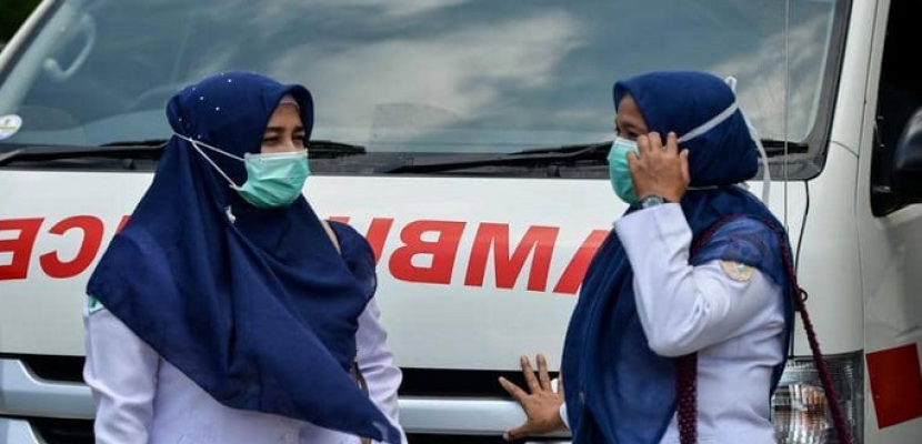 إندونيسيا تحظر دخول معظم الأجانب لمنع انتشار فيروس كورونا