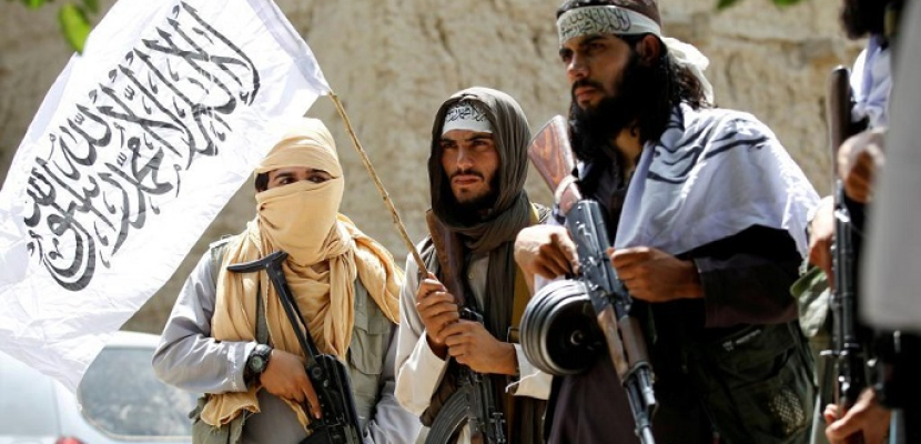 طالبان توقف المحادثات مع الحكومة الأفغانية حول تبادل السجناء