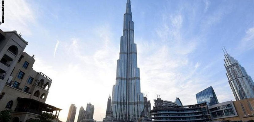 إضاءة برج خليفة لكل متبرع لمبادرة متضرري كورونا