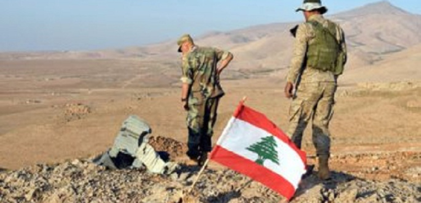 الجيش اللبناني يزيل خطوط أنابيب تستخدم في تهريب المحروقات إلى سوريا