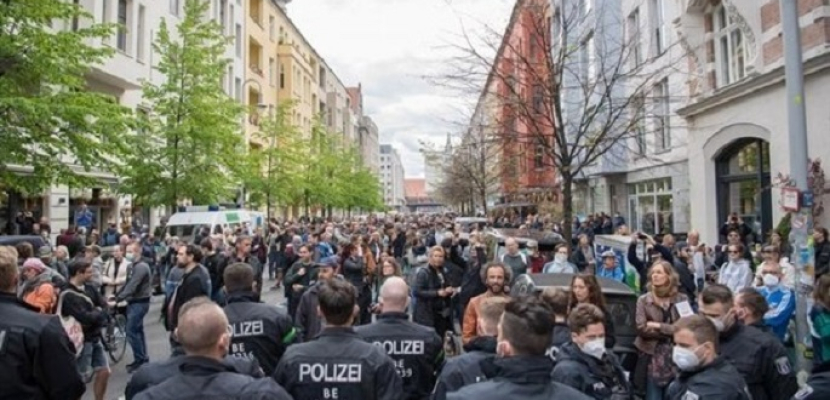 الآلاف يتظاهرون في ألمانيا احتجاجا على قيود كورونا