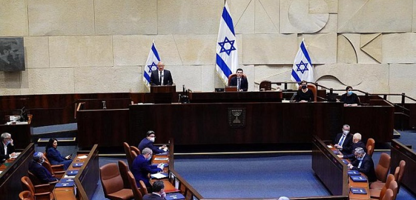إسرائيل تحدد أول نوفمبر لإجراء انتخابات مبكرة.. ولابيد يتولى الحكومة الانتقالية