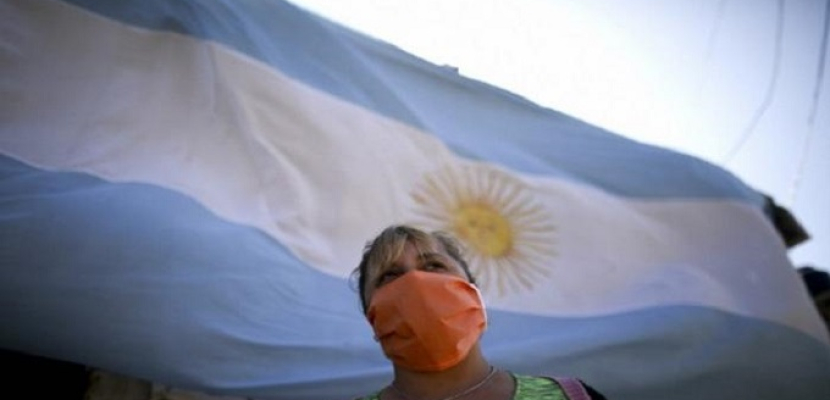 الأرجنتين يمدد الحظر العام بسبب فيروس كورونا حتى نهاية الشهر الحالي