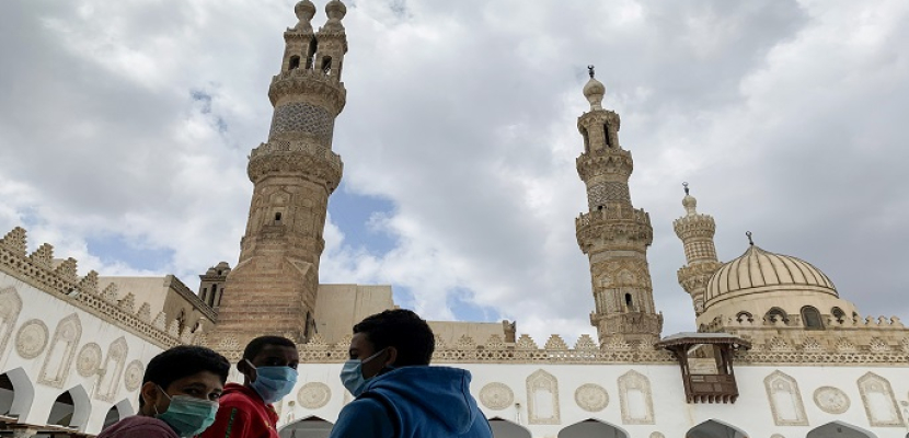 اللجنة الدينية بالبرلمان تقترح ضوابط لفتح المساجد