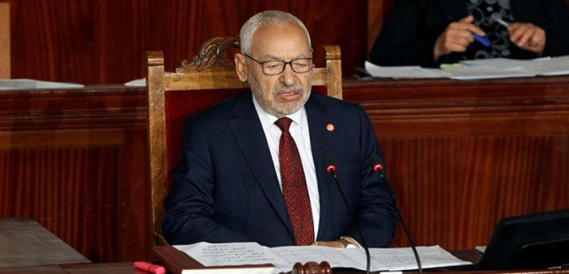 رئيس البرلمان التونسي ينجو من محاولة لسحب الثقة منه