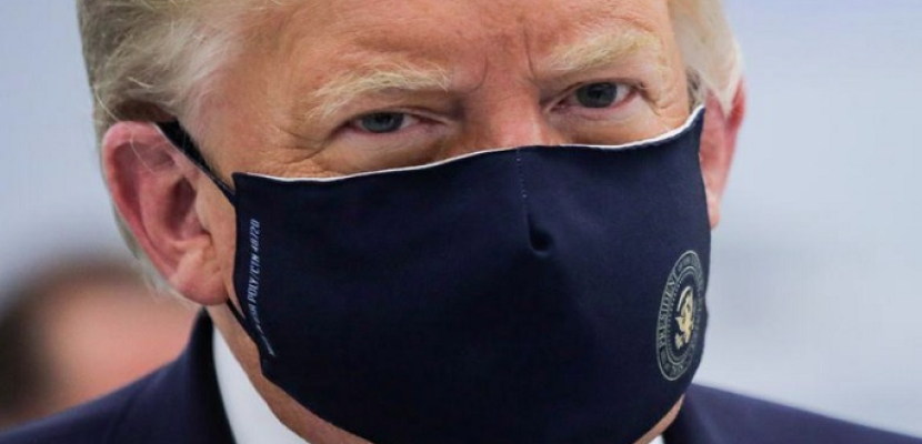 فايننشال تايمز : إصابة ترامب بفيروس كورونا “تثير المخاطر” على الانتخابات الأمريكية