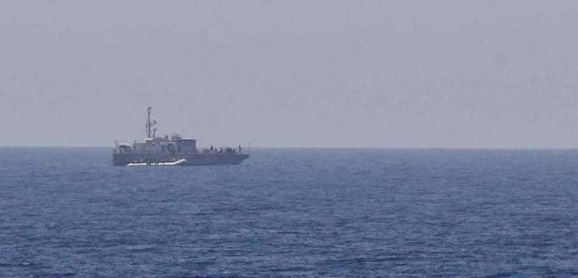 الجيش الليبى يوجه تحذيراً للسفن والطائرات بعدم الاقتراب من المياه الاقليمية