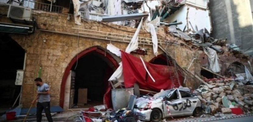 بعد شهر من الانفجار.. سكان بيروت يتمسكون بمعركة الحياة