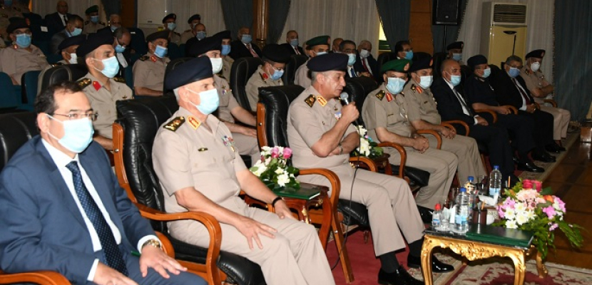 بالصور..وزير الدفاع يشهد مناقشة البحث الرئيسي لأكاديمية ناصر العسكرية العليا
