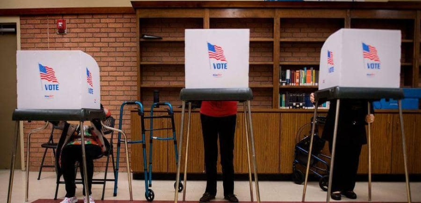 التصويت المبكر في الانتخابات الأمريكية يلامس مستوى قياسي