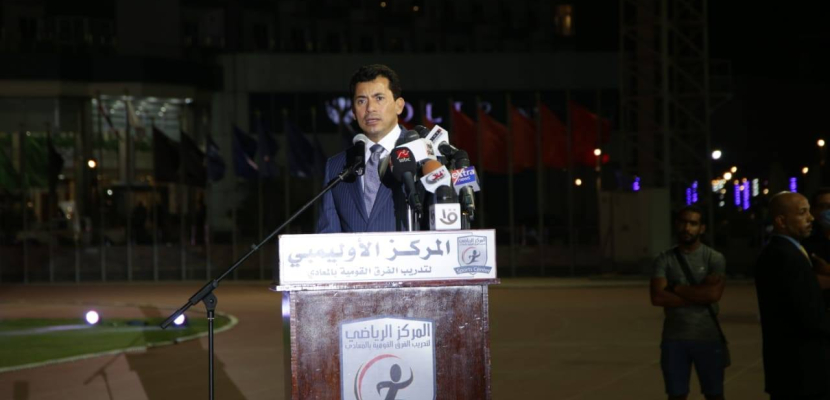 بالصور.. وزير الشباب والرياضة يفتتح اوليمبياد الطفل المصري