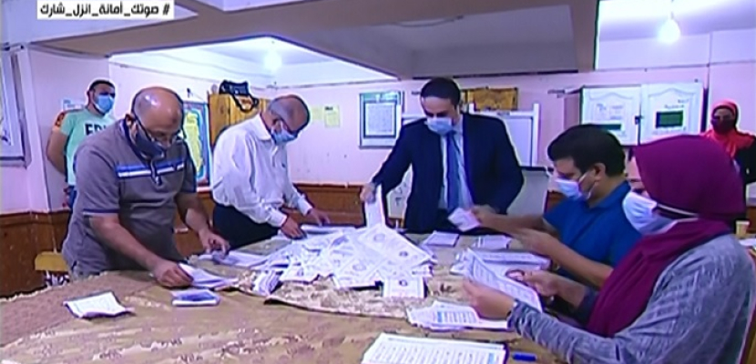 تواصل عمليات فرز أصوات الناخبين بالمرحلة الأولى بانتخابات مجلس النواب