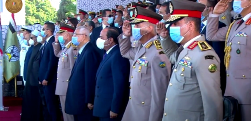 الرئيس السيسي يشهد حفل تخرج الدفعات الجديدة من الكليات والمعاهد العسكرية