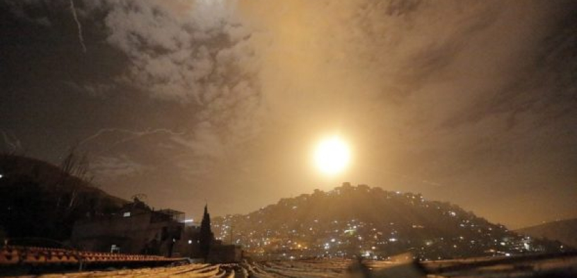 هجوم صاروخي إسرائيلي على بلدة حضر بريف القنيطرة الشمالى بسوريا