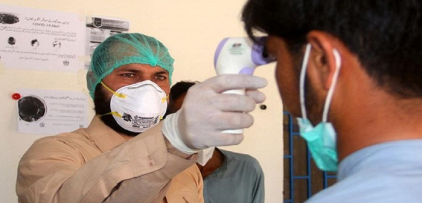 باكستان تكسر حاجز الألف إصابة بفيروس كورونا خلال يوم واحد للمرة الأولى منذ يوليو الماضي
