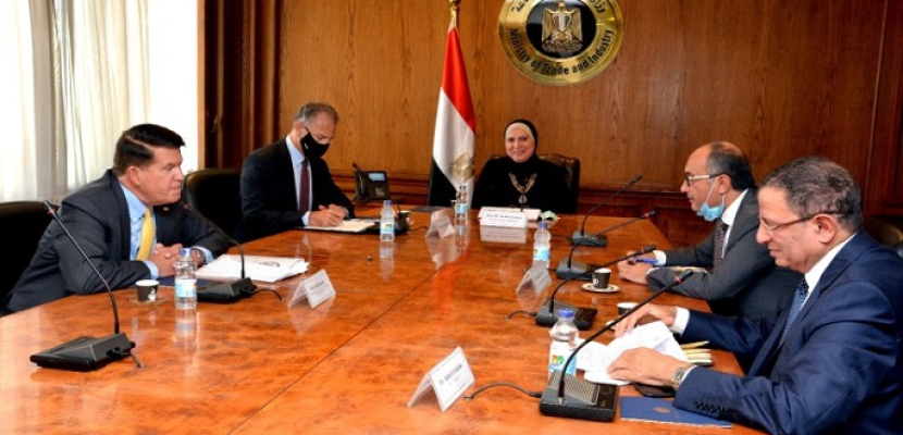 وزيرة التجارة: 8ر21 مليار دولار حجم الاستثمارات الأمريكية في مصر