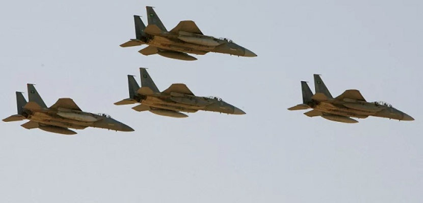 التحالف العربي يعلن تدمير 13 آلية عسكرية حوثية في مأرب وصعدة