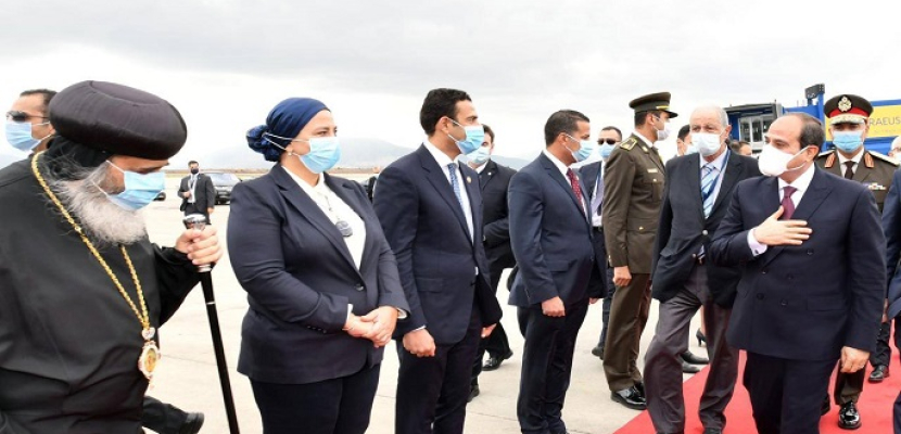 بالصور.. الرئيس السيسي يعود إلى أرض الوطن بعد زيارته الرسمية لليونان