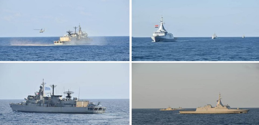 القوات البحرية المصرية واليونانية تنفذان تدريباً بحرياً عابراً في بحر إيجه