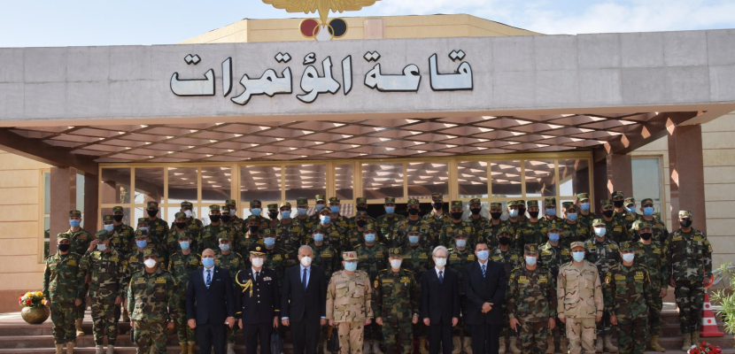 القوات المسلحة و”الخارجية” تنظمان برنامجا لتأهيل عناصر بعثة حفظ السلام بدولة مالي