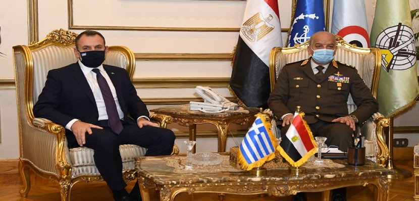 بالفيديو والصور.. وزير الدفاع يلتقى نظيره اليونانى خلال زيارته الرسمية لمصر
