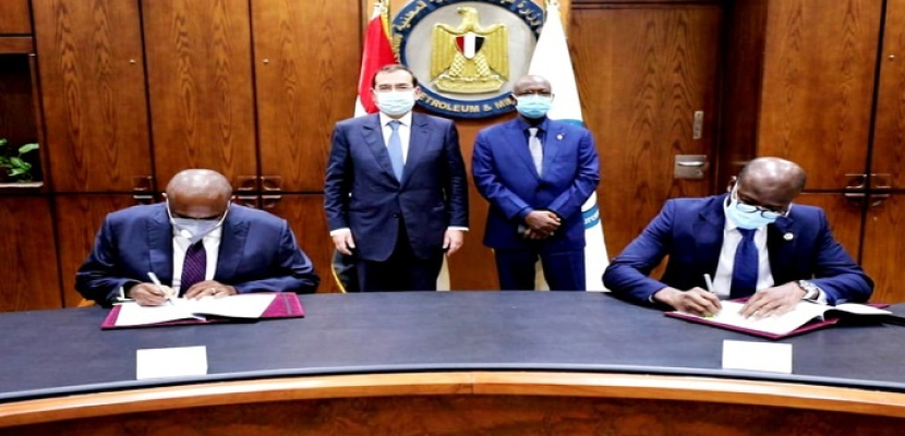 بالصور .. وزير البترول يشهد توقيع اتفاق تعاون بين “استثمارات الطاقة الأفريقية” و”أفريكسم بنك”