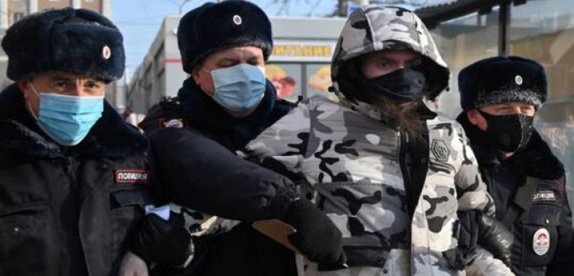 أجهزة الأمن الروسية تعتقل محتجين خلال مظاهرات داعمة لنافالني