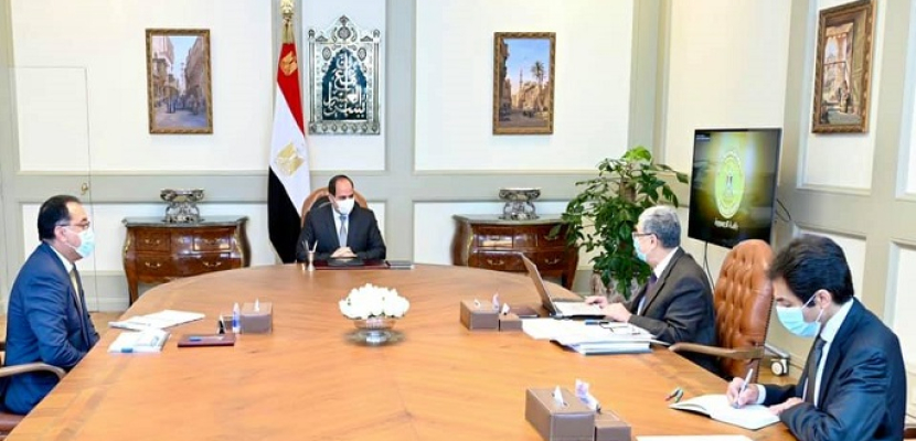الرئيس السيسي يطلع على مخطط تطوير البنية الأساسية للكهرباء في إطار المشروع القومي لتطوير قرى الريف المصري