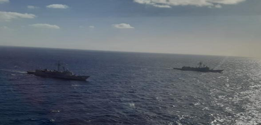 القوات البحرية المصرية والأسبانية تنفذان تدريبًا بحريًا عابرًا في نطاق الأسطول الجنوبى بالبحر الأحمر