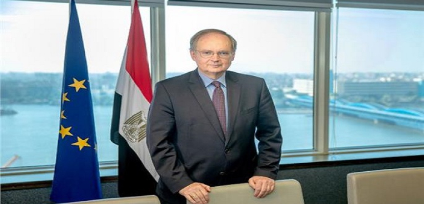 سفير الاتحاد الأوروبي في مصر يشيد بتعامل الحكومة مع جائحة كورونا