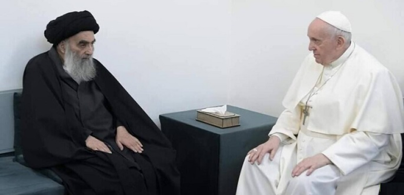 بابا الفاتيكان يعقد اجتماعاً مغلقاً مع أيه الله السيستاني المرجع الشيعى الأعلى في النجف