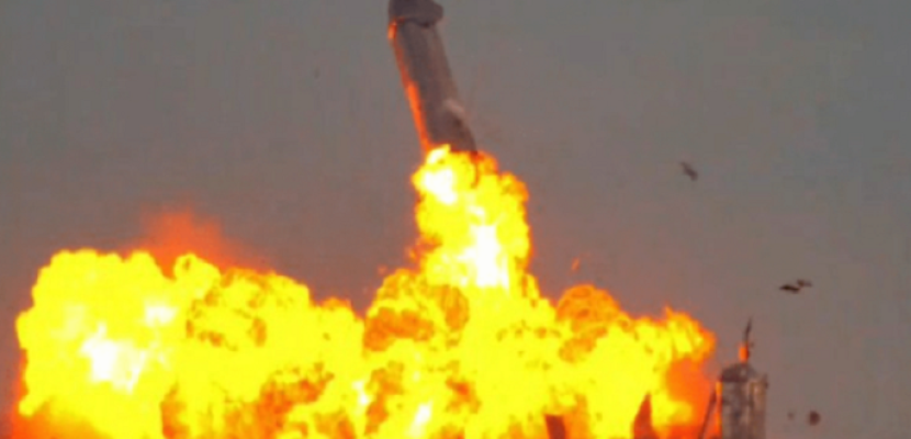 انفجار صاروخ “سبيس إكس” بعد دقائق من هبوطه