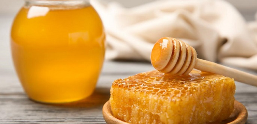فوائد أكل شمع العسل