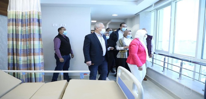 بالصور .. وزيرة الصحة: مستشفى الكرنك سيصبح وجهة هامة للسياحة العلاجية بمصر