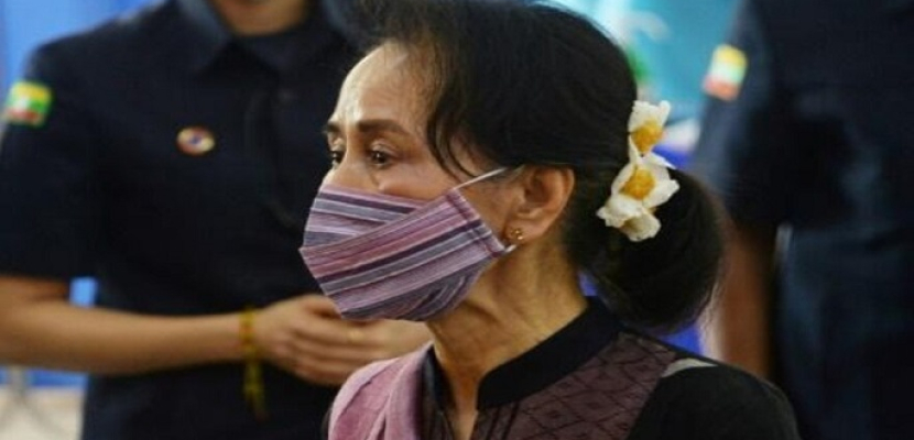 أونج سان سو تشي تمثل لأول مرة أمام المحكمة في ميانمار