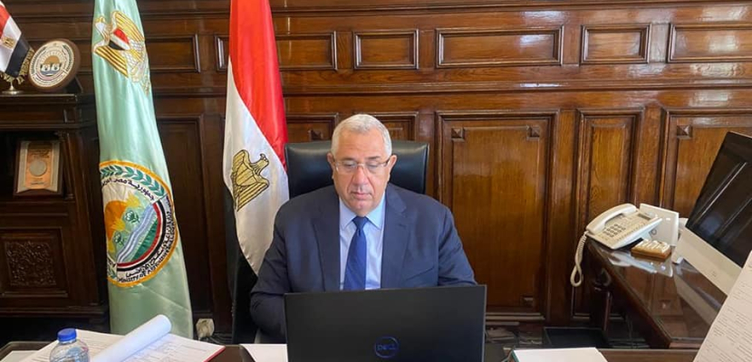 بالصور.. وزير الزراعة: مصر بدأت في استخدام الحلول الرقمية مثل كارت الفلاح وميكنة الخدمات