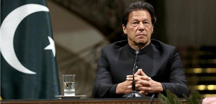 رئيس الوزراء الباكستاني السابق عمران خان يتماثل للشفاء عقب تعرضه لمحاولة اغتيال