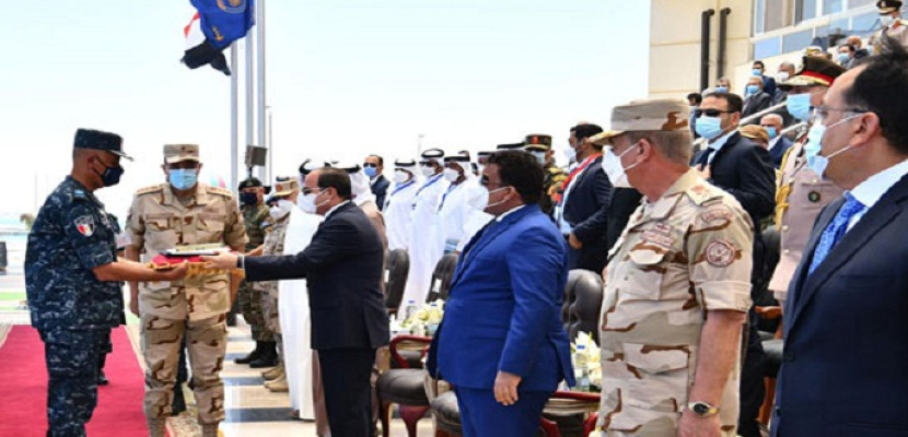 وسائل الإعلام العربية والدولية تبرز افتتاح الرئيس السيسي لقاعدة (3 يوليو) البحرية