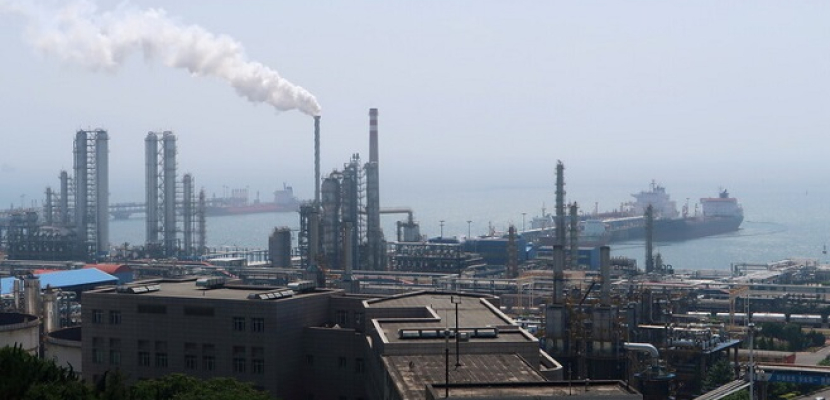 تراجع النفط مع جهود الصين لاحتواء أزمة الفحم